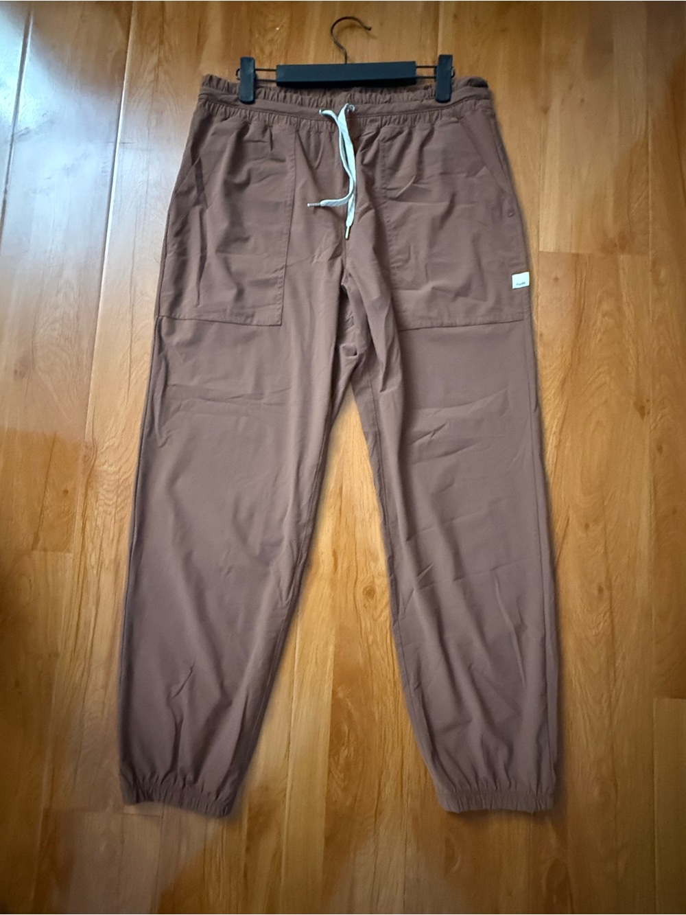 Vuori Lightweight Jogger Pants Chocolate- Medium